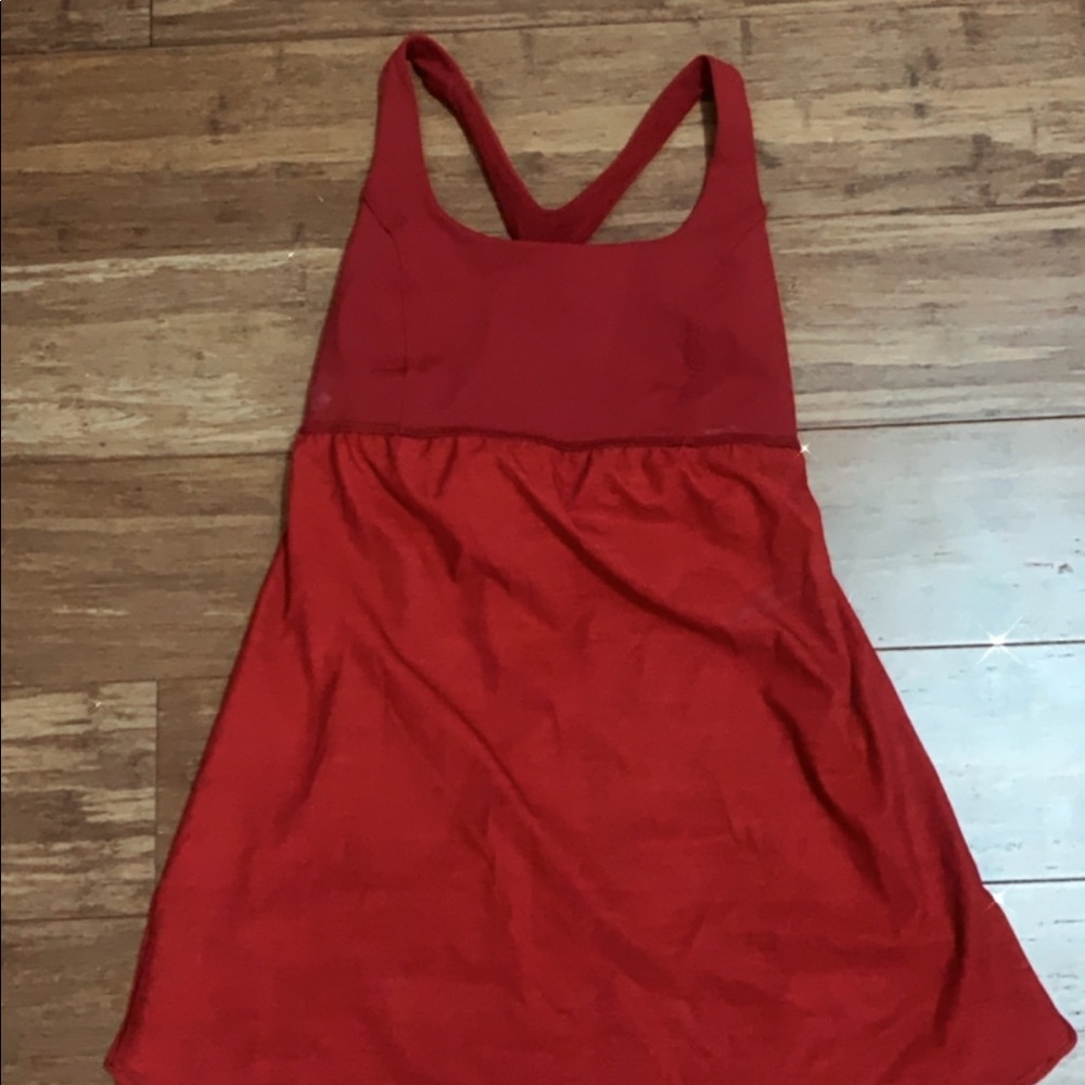 Lululemon sz 4 tank